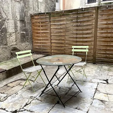 Duplex Avec Terrasse En Hypercentre De Apartamento